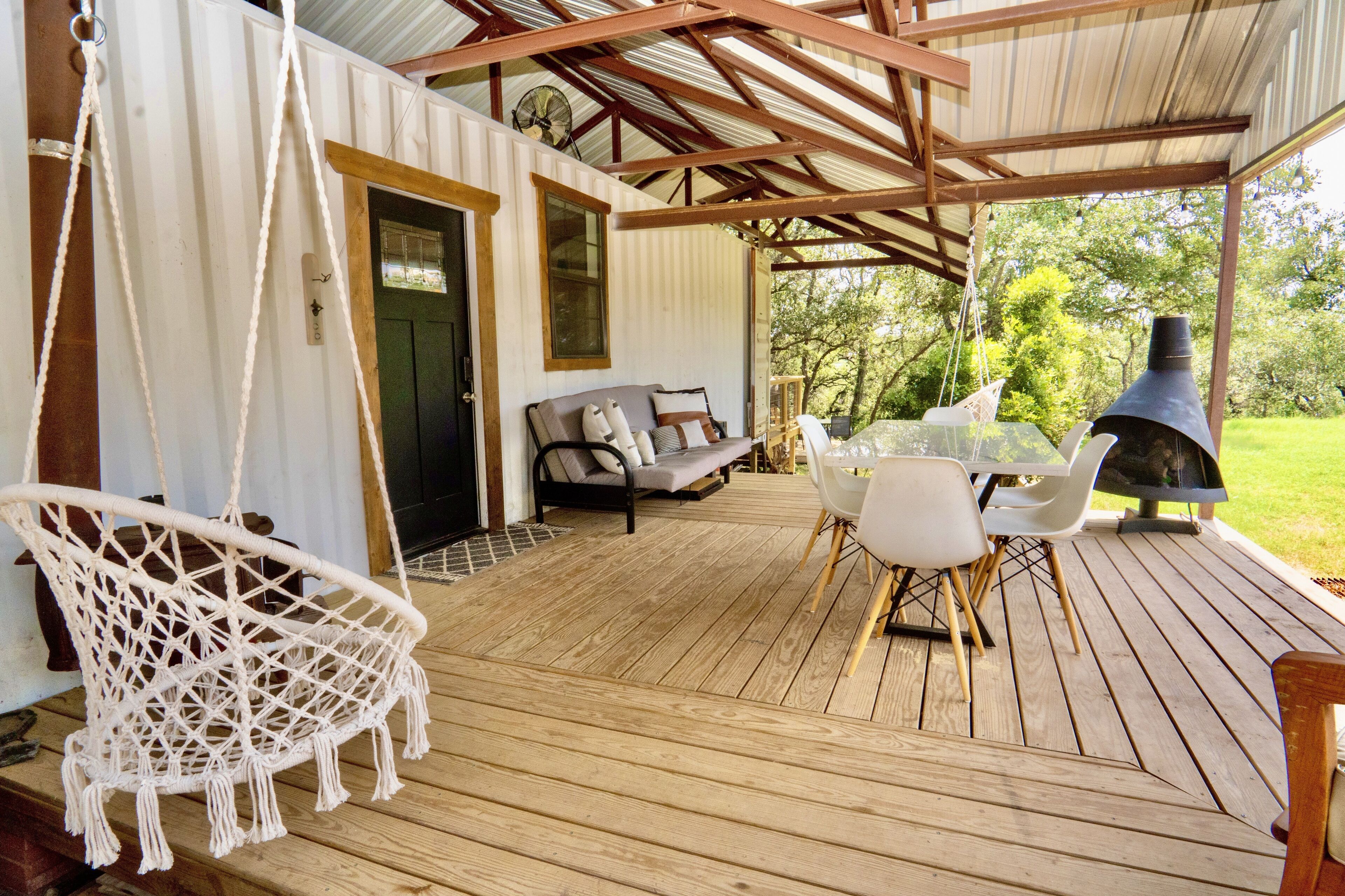 Private & Funky Container Home Near Medina Lake!