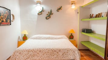 1 bedroom, in-room safe, free WiFi, bed sheets