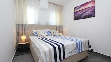 2 bedrooms, free WiFi, bed sheets