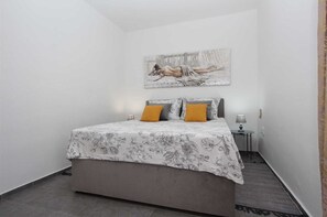 2 chambres, accès au Wi-Fi (inclus), literie fournie