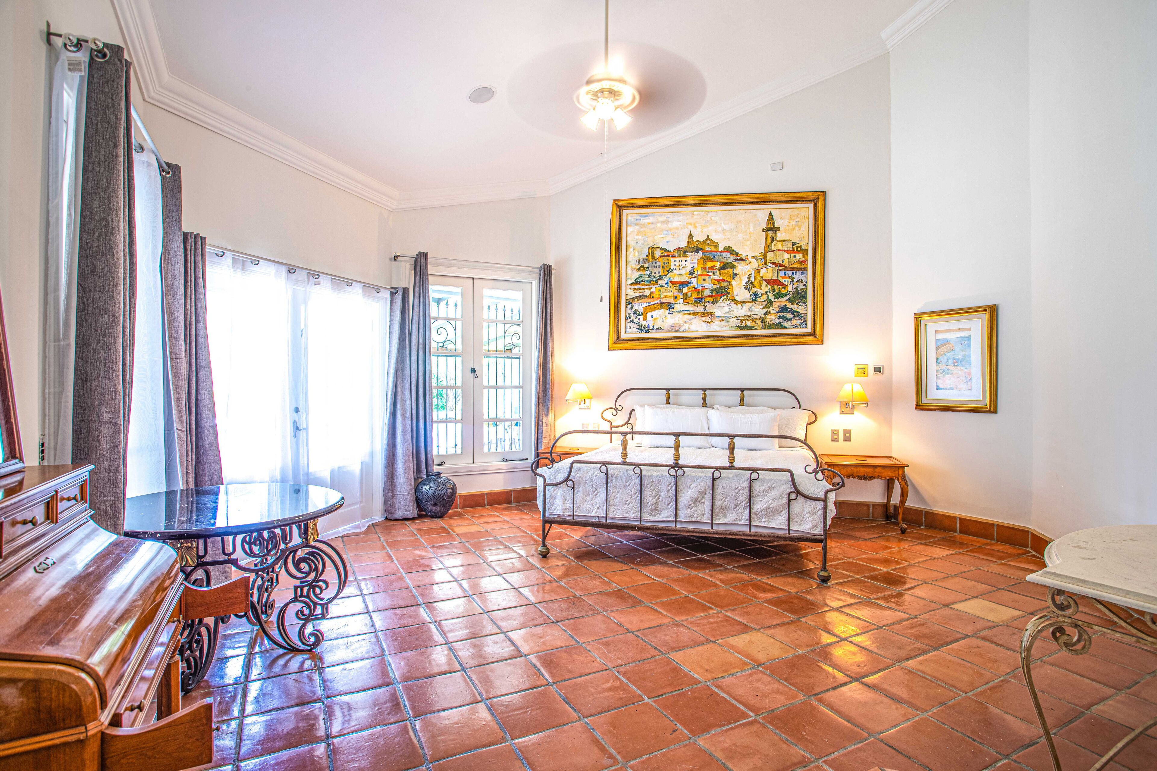Elite Villa | 6 bedrooms, premium bedding, down comforters, Tempur-Pedic beds