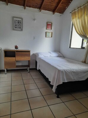 2 bedrooms, iron/ironing board, WiFi - Amoblado Santamaría Itagüí- Vía de la Moda (Itagüi)