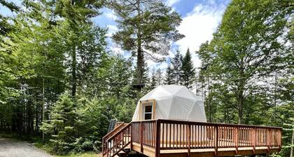 DĂŽme #3 with a view to the mountains