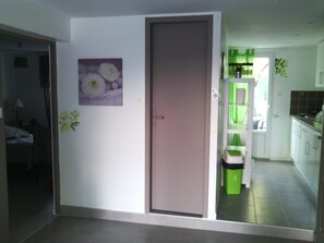 Interior - T3 au rdc de Villa Piscine Clim Parking a 8min des Plages (Lattes)