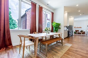 Dining - New! House of Hudson two miles from Downtown Nash (Nashville)