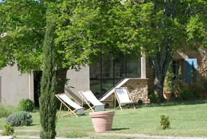 Jardines del alojamiento