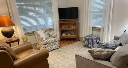 Spacious charming farmhouse - dedicated office