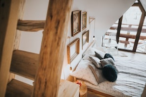 Design Triple Room | Individually decorated, individually furnished, travel cot, free WiFi - Villa Bańska (Szaflary)