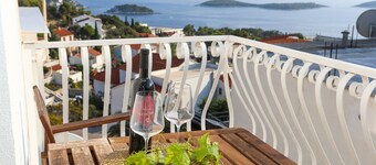 Penthouse with a Sea View