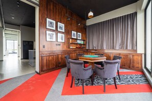 غرفة الألعاب