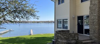 Clarklake Lakefront!  3+ Bedroom, 2 Full Bath Cottage!