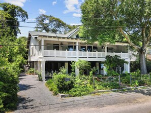 Exterior - Hemingway | Jungle Hideaway (Folly Beach)