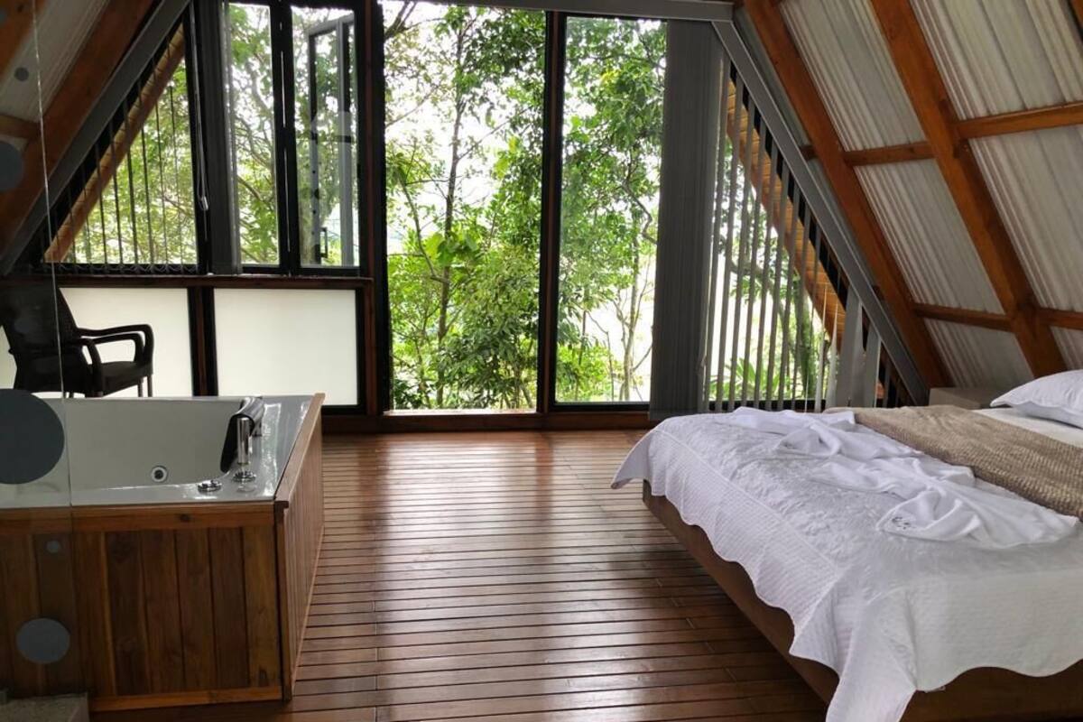 เคบิน | บริการอาหารในห้องพัก
