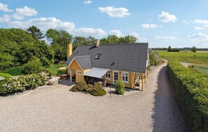 Exterior - 4 bedroom nice home in Nyborg (Nyborg)