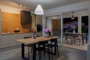 Dining - NEW villa with pool for 4 persons near Labin, Istria (Labin)
