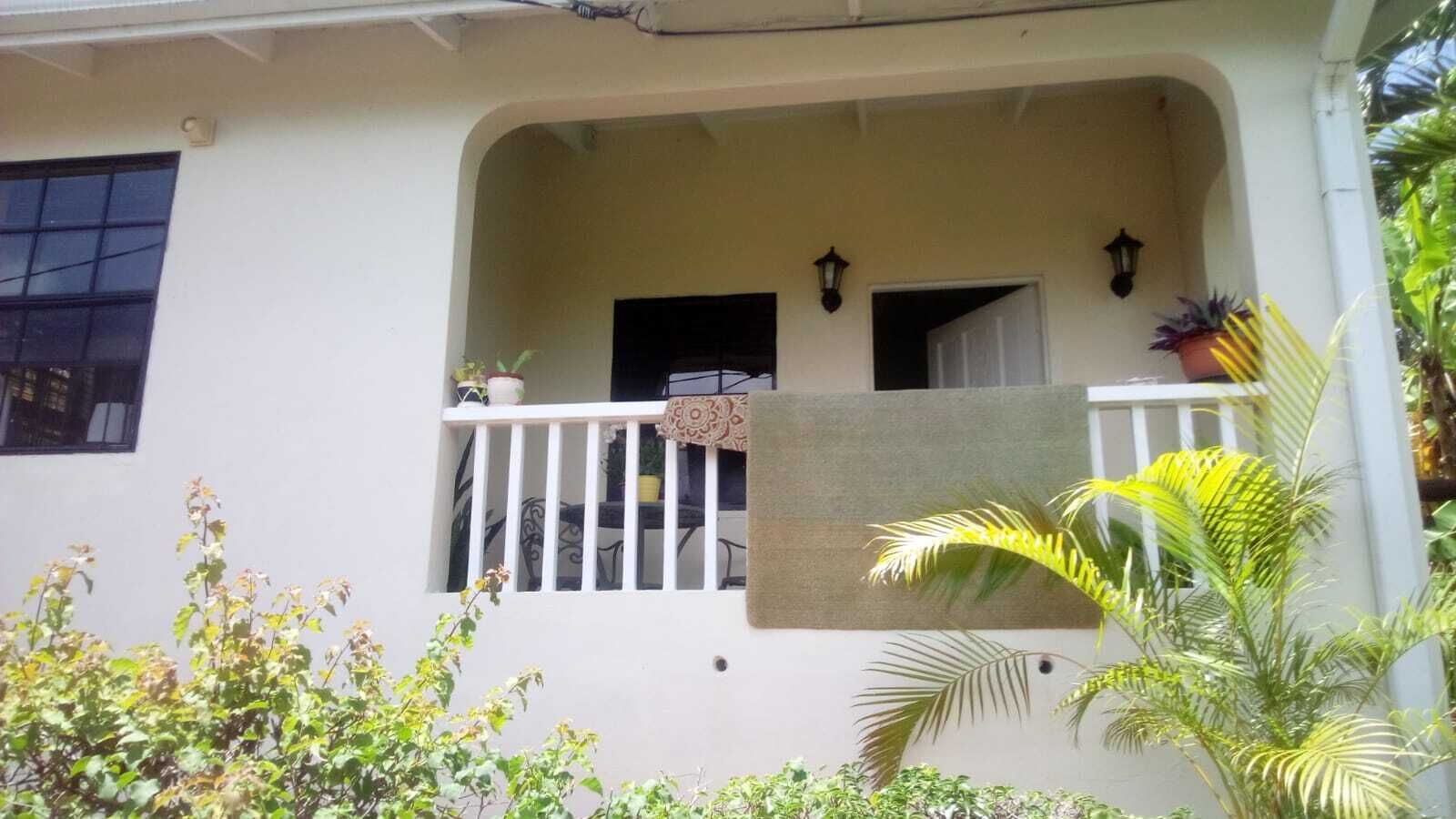 Henrietta's Seaview Studio