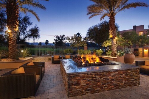 1 bedroom aparthotel in palm desert