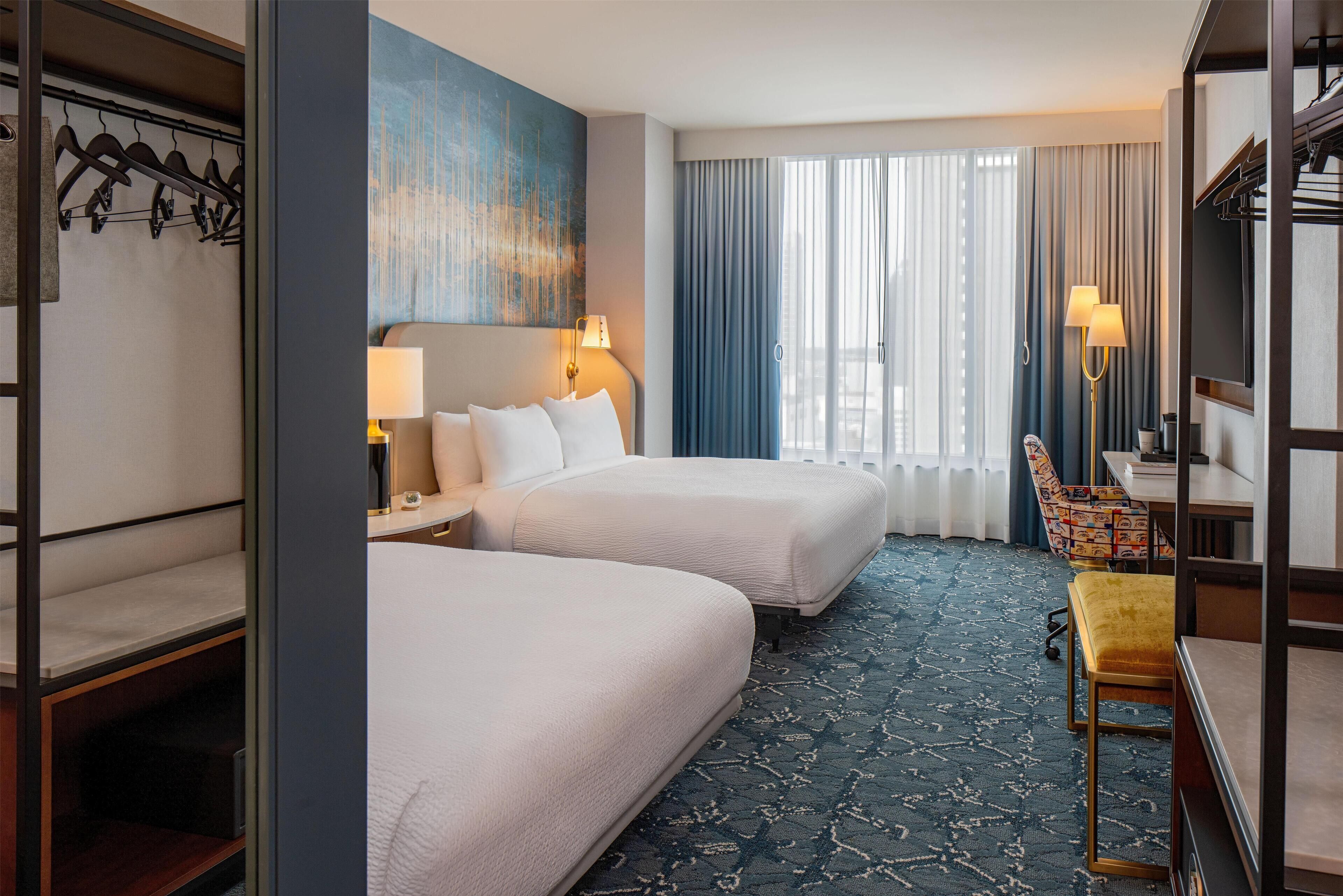 Room, 2 Queen Beds (Roll-In Shower)