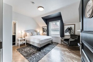 ستائر تعتيم وواي فاي مجانًا وملاءات أسرّة