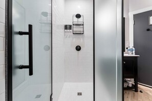 Basic-Zimmer | Badezimmer