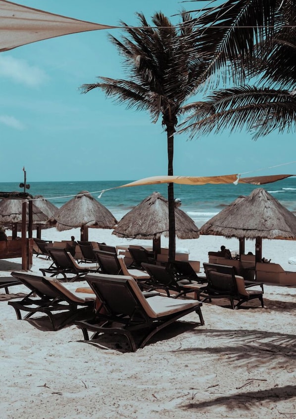 Private beach, white sand, beach bar