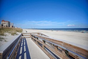 Beach - White Sand Villa
(Jacksonville Beach)