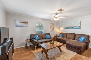 Smart TV, offices, computer monitors