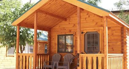 New Cabins in Springdale, Utah. 1/2 mile to the entrance of Zion National Park!