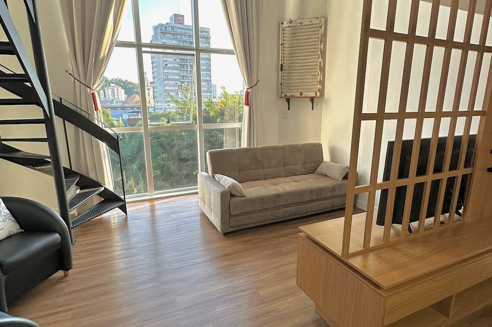 Saint Sebastian 307 Duplex no Centro.
