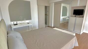 Apartamento tradicional | 1 dormitorio, escritorio, wifi gratis