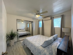 3 chambres, fer et planche à repasser, lit parapluie, Wi-Fi gratuit