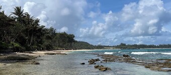 North Shore Beach House with AC,  30 day rental