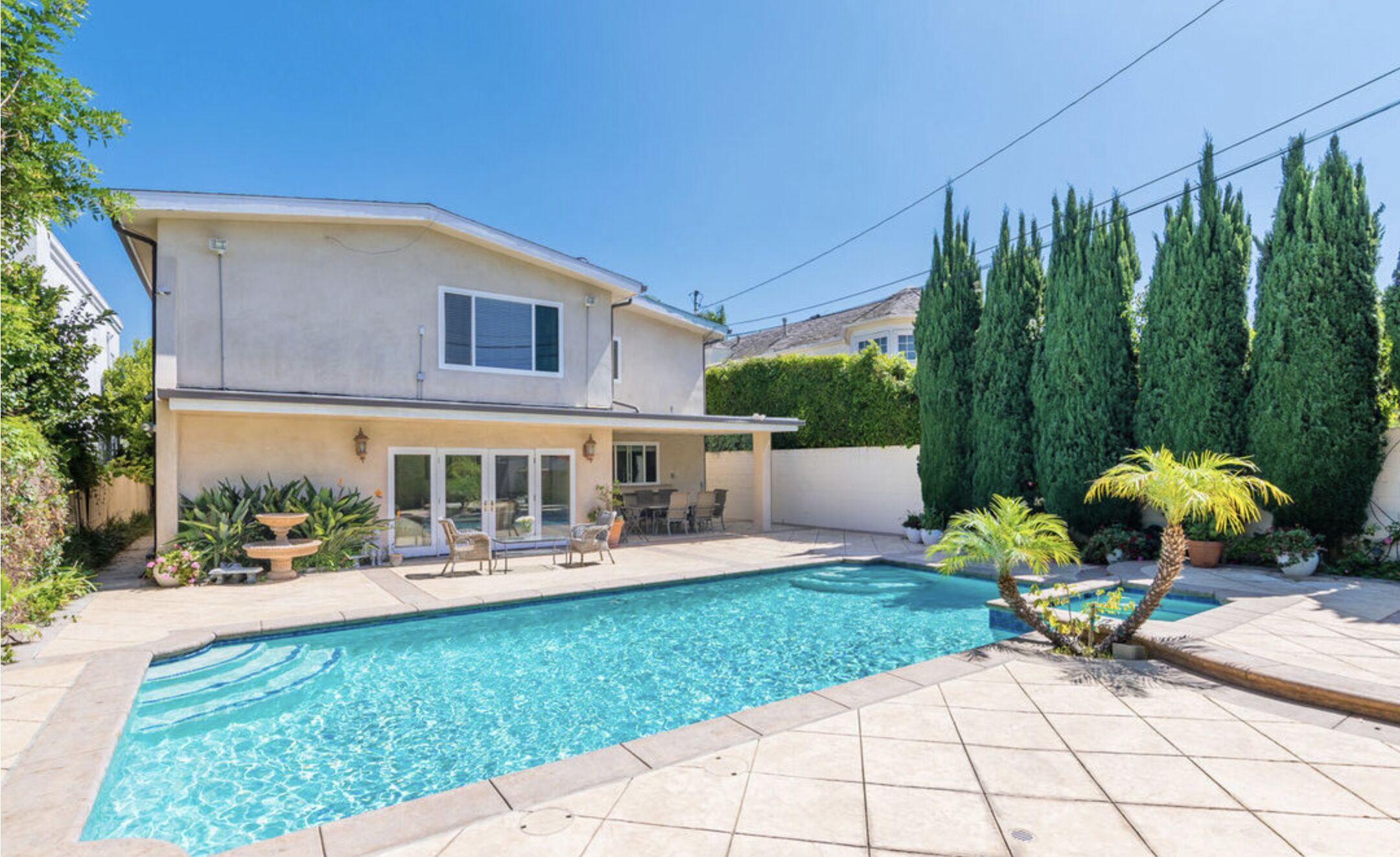 Beautiful Beverly Hills Villa!