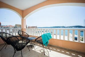 Deluxe Apartment | Terrace/patio - Sea you soon by the beach 2bedroom suite (Seget)