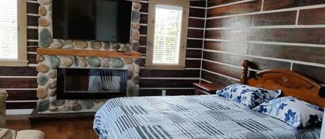 3 camere, una scrivania, Wi-Fi gratuito, lenzuola