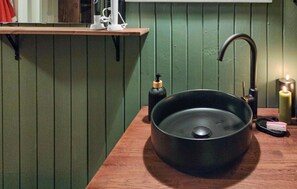 Shower - 2 bedroom awesome home in Lillehammer (Lillehammer)