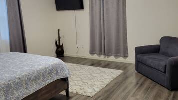 3 soverom, strykejern/-brett, wi-fi (inkludert) og sengetøy