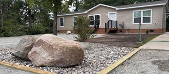 New 4BR/2BA Lake of the Woods Walleye Camp!