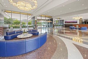 Lobby - ModernBohoOasis | 2BR 2BA | Gym&Pool | Mins to DC (Arlington)