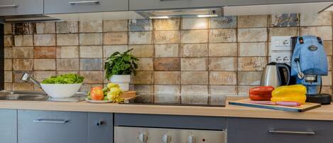 Uuni, liesi, astianpesukone