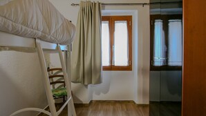 2 bedrooms - Mamuthones Apartment (Mamoiada)
