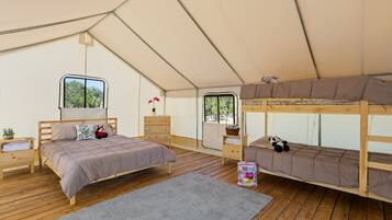 1 bedroom, iron/ironing board, travel crib, free WiFi