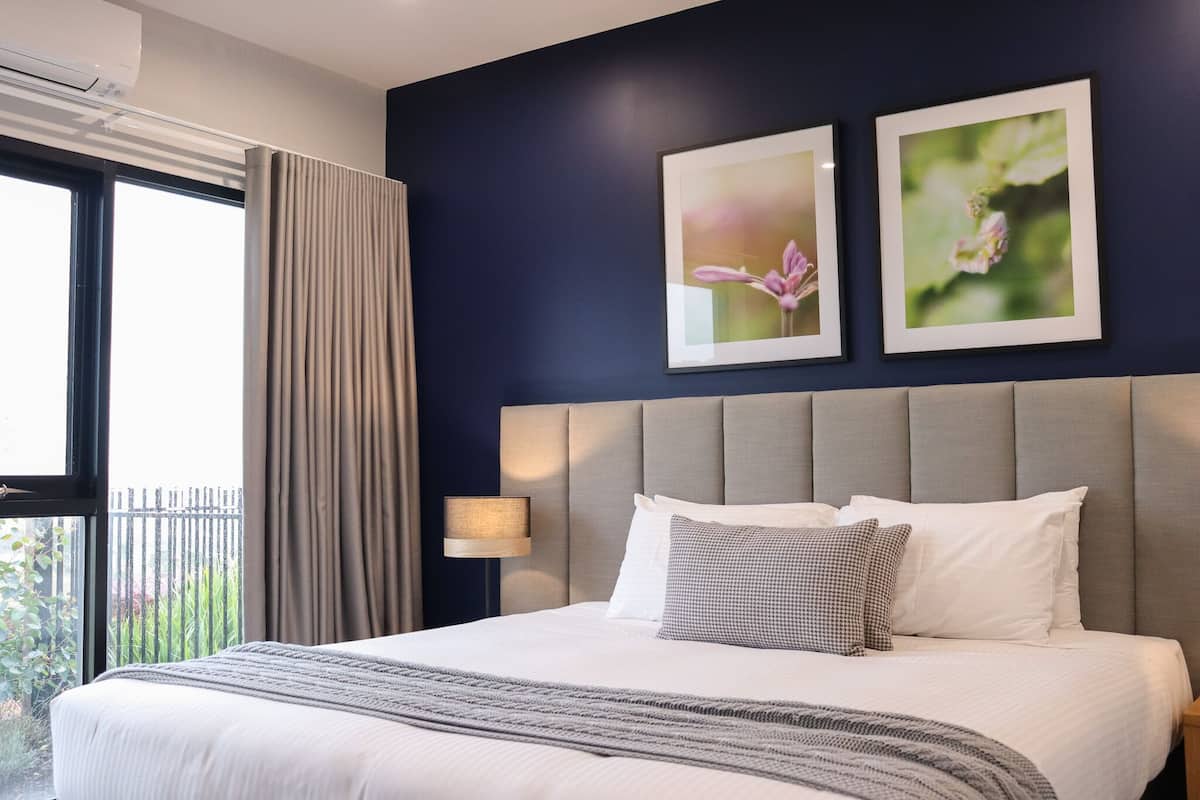 1 Schlafzimmer, Minibar, individuell dekoriert, individuell eingerichtet