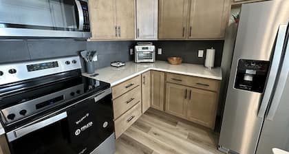 Kokopelli House - Modern Retreat in Fruita Desert