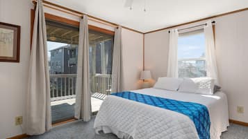 5 bedrooms, WiFi, bed sheets