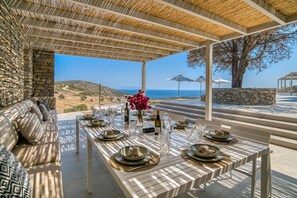 Luksus-villa - flere soveværelser - privat pool - havudsigt | Terrasse/gårdhave