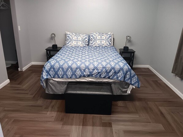 1 chambre, lit parapluie, Wi-Fi gratuit, draps fournis