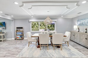Interior - Family Friendly Fort Myers Vacation Rental w/ Pool (Fort Myers)