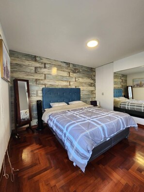 2 bedrooms, iron/ironing board, free WiFi, bed sheets - A beautiful place in the Heart of Miraflores  (Miraflores)