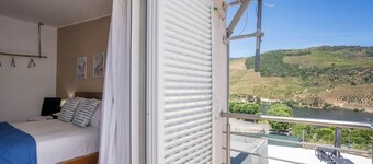 Casa no Coração do Douro com Piscina